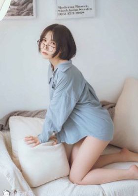 伊人免费影院_HD在线观看电视