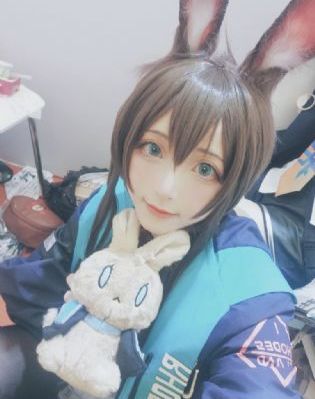 女被多触手怪吸乳_1080免费观看电视剧